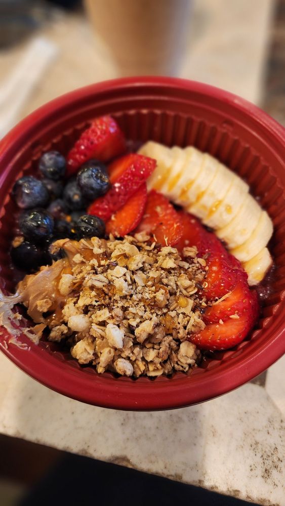 Açaí bowl with berries, banana, and granola
